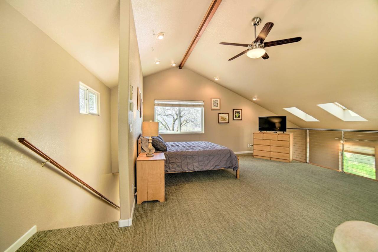 Hilltop Loft Ukiah Vacation Rental! Eksteriør billede