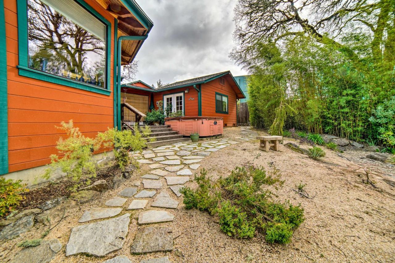 Hilltop Loft Ukiah Vacation Rental! Eksteriør billede